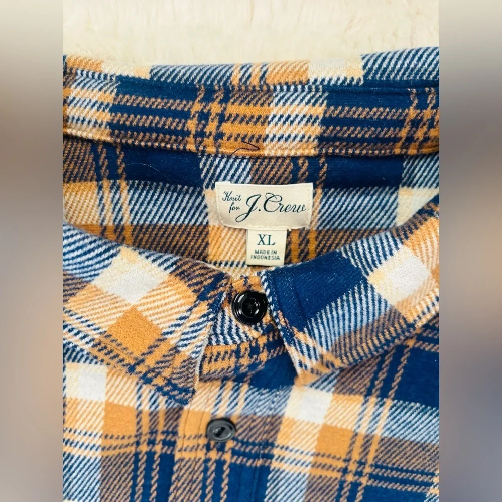 J Crew Men's Seaboard Flannel Shirt Shacket Blue, Brown, & White Plaid Size: XL
